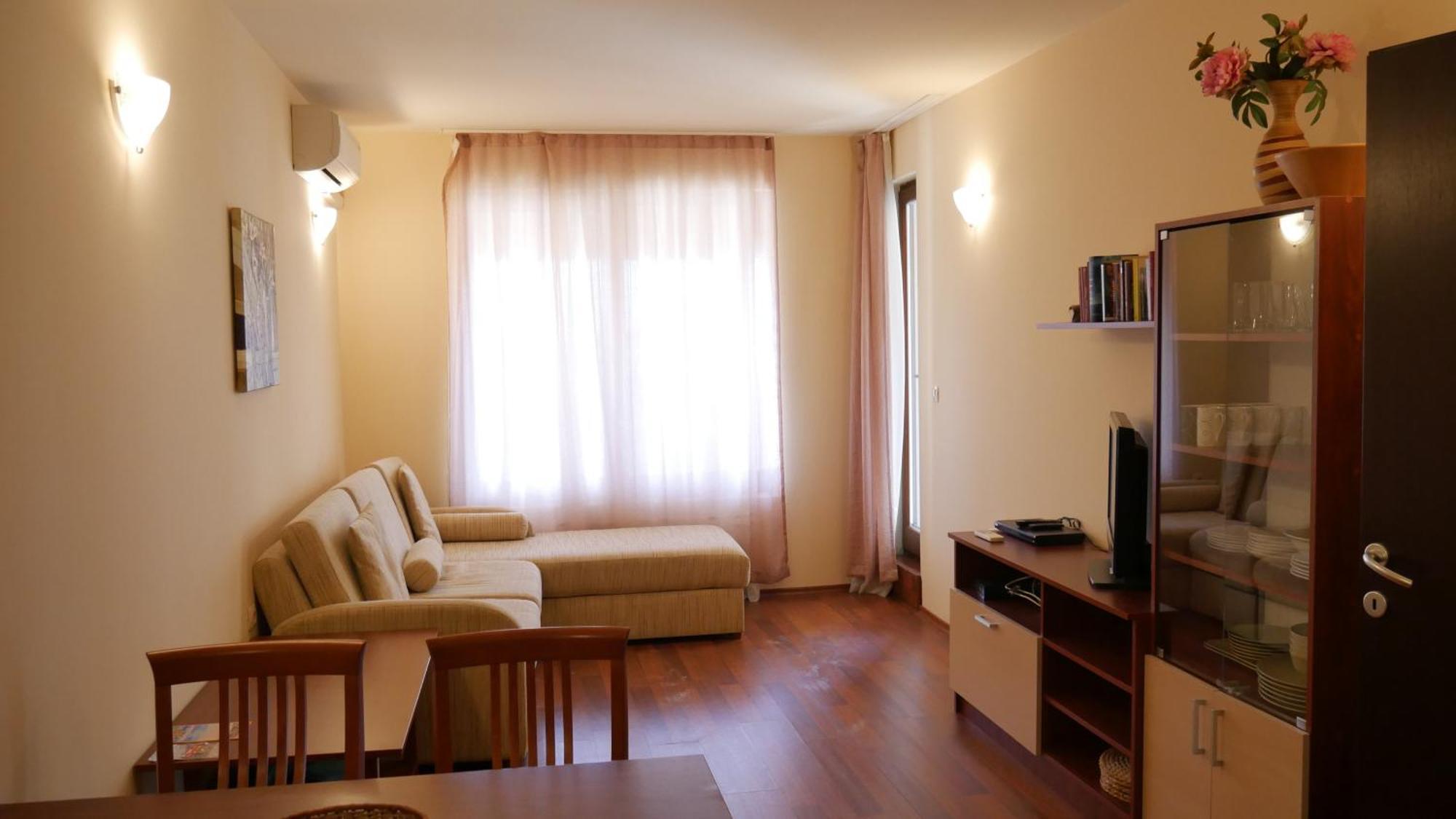 Sea View Rental Front Beach Golden Sands Phòng bức ảnh